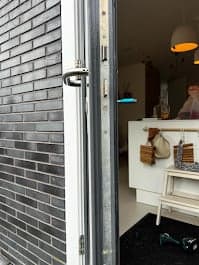 Wat kost slotenmaker? Eerlijke prijzen uitgelegd